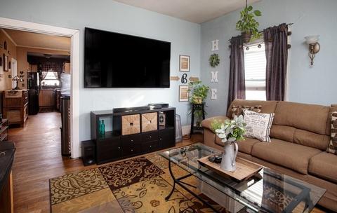 552 Palmer St, Fall River, MA 02721 photo 3