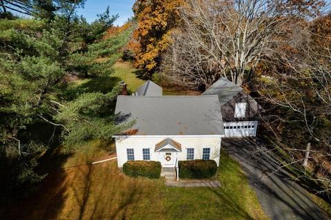 46 Taft St, Upton, MA 01568 photo 2