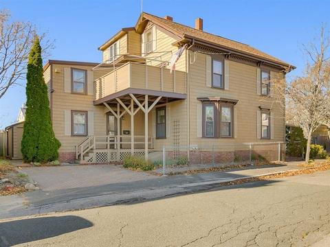 7 Stone St, Beverly, MA 01915 photo 3