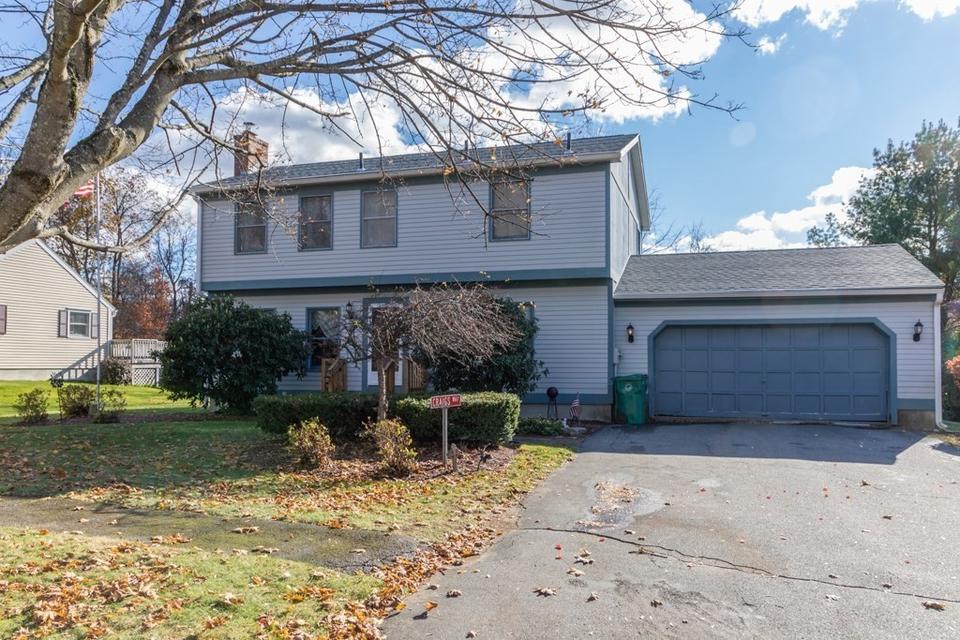 42 Pierce Farm Rd, Fitchburg, MA 01420 23 Photos MLS 72920404 Movoto
