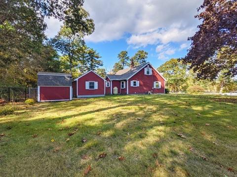 25 Swifts Beach Rd, Wareham, MA 02571 photo 8
