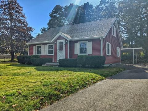 25 Swifts Beach Rd, Wareham, MA 02571 photo 2