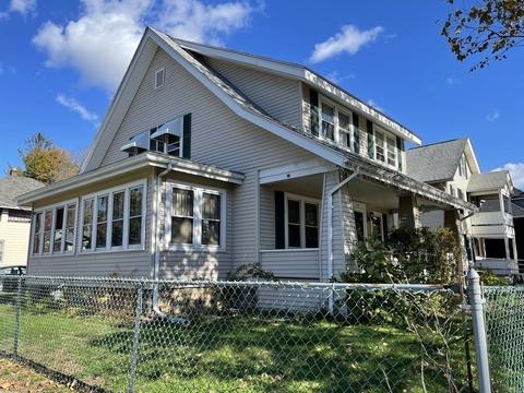 672 Sumner Ave, Springfield, MA 01108 photo 2