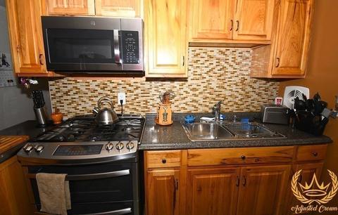 20 E Hill Rd, Springfield, MA 01109 photo 8
