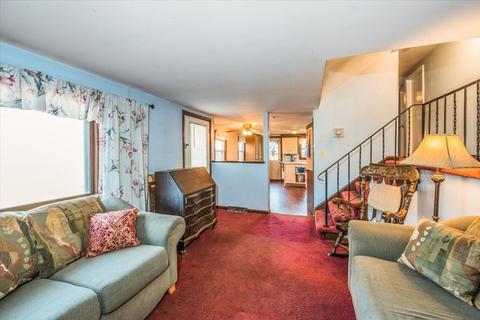 16 Spruce St, Wareham, MA 02571 photo 7