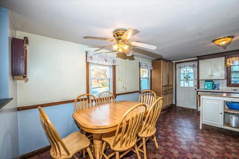 16 Spruce St, Wareham, MA 02571 photo 8