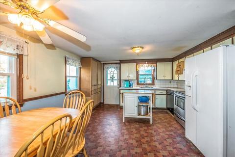 16 Spruce St, Wareham, MA 02571 photo 10