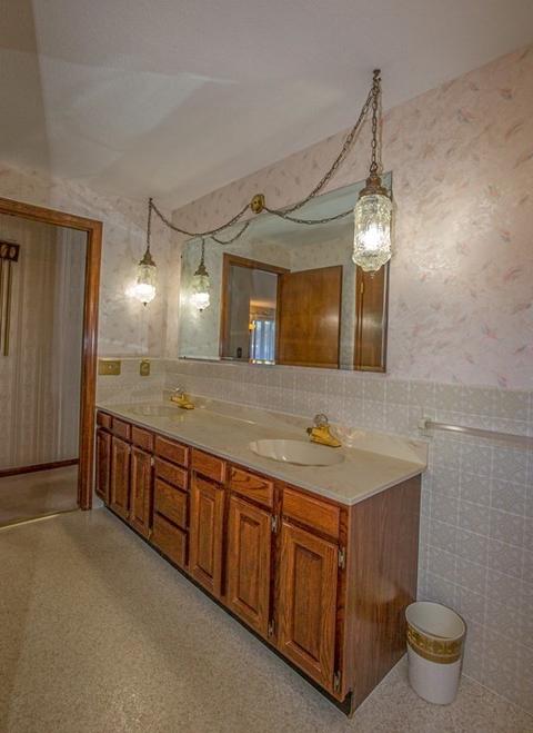 255 Basil Rd, Chicopee, MA 01020 photo 18