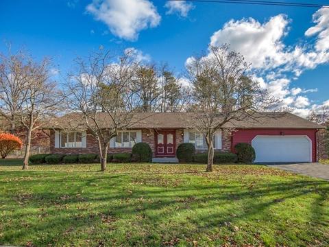 255 Basil Rd, Chicopee, MA 01020 photo 2