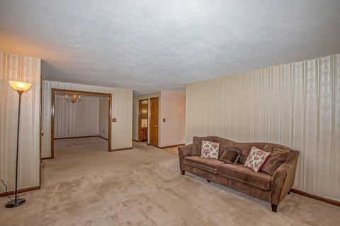 255 Basil Rd, Chicopee, MA 01020 photo 8