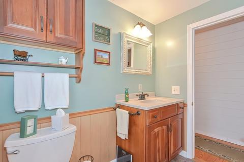11 Oak St, West Brookfield, MA 01585 photo 26