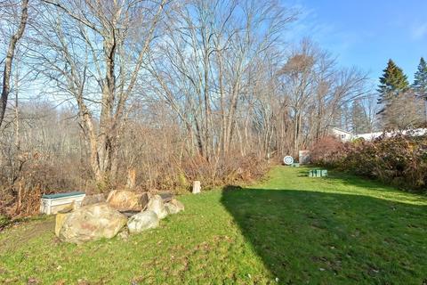 11 Oak St, West Brookfield, MA 01585 photo 32