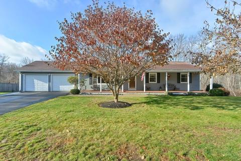 11 Oak St, West Brookfield, MA 01585 photo 1