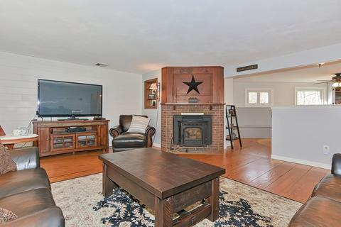 11 Oak St, West Brookfield, MA 01585 photo 16