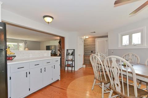 11 Oak St, West Brookfield, MA 01585 photo 13