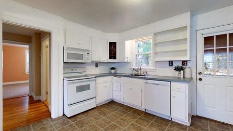 10 Boston Ave, Worcester, MA 01604 photo 9