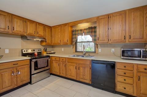 16 Fuller Rd, Sutton, MA 01590 photo 21