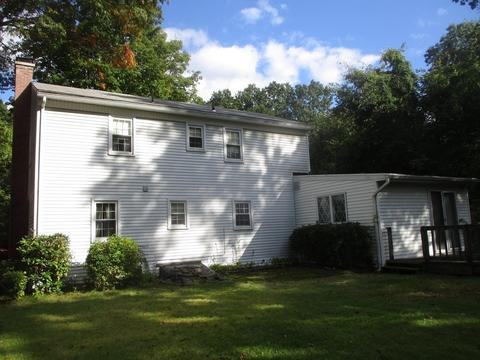60 Crystal Brook Dr, Springfield, MA 01118 photo 9