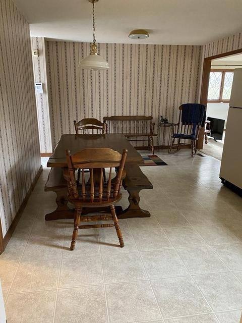 60 Crystal Brook Dr, Springfield, MA 01118 photo 3