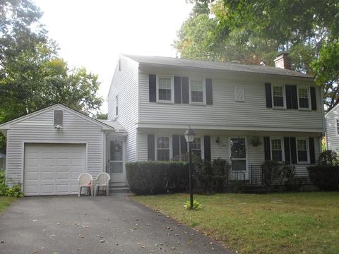 60 Crystal Brook Dr, Springfield, MA 01118 photo 1