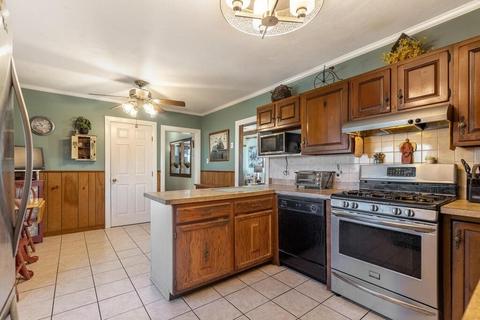 9 Rust St, Lynn, MA 01902 photo 7