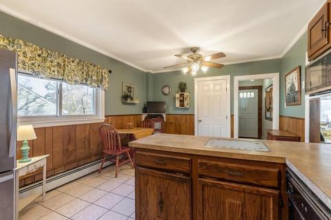 9 Rust St, Lynn, MA 01902 photo 8