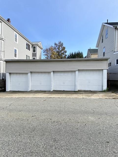 164 Division St, Fall River, MA 02721 photo 5