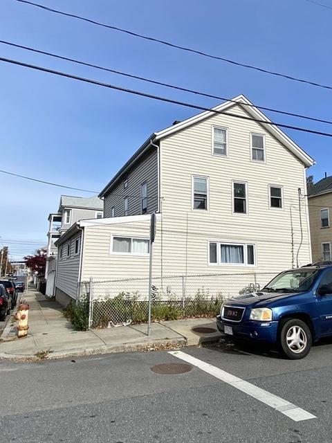 164 Division St, Fall River, MA 02721 photo 4
