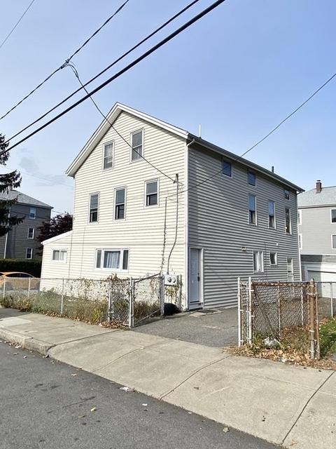 164 Division St, Fall River, MA 02721 photo 2