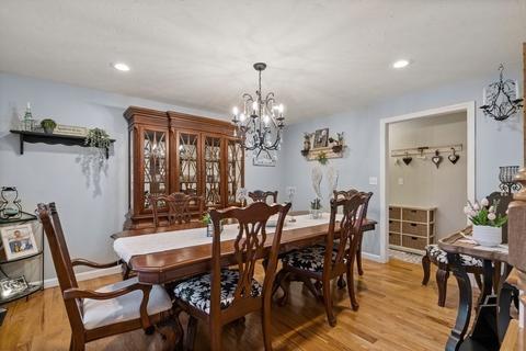 7 Puddingstone Ln, Mendon, MA 01756 photo 11
