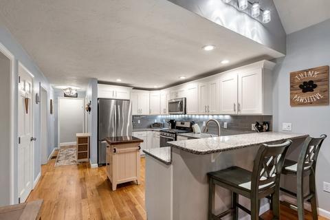 7 Puddingstone Ln, Mendon, MA 01756 photo 4