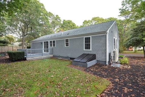 15 Raspberry Ln, Barnstable, MA 02648 photo 2