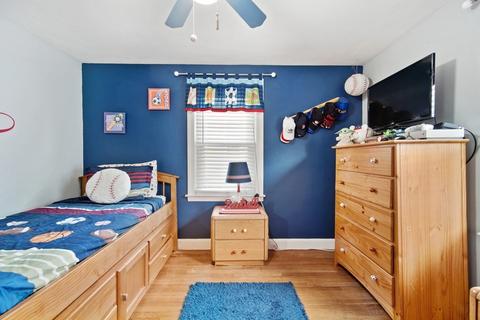 156 Windemere St, Springfield, MA 01104 photo 14