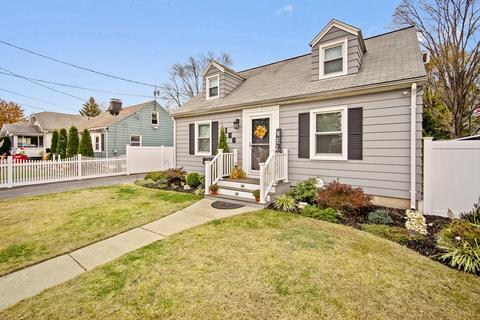 156 Windemere St, Springfield, MA 01104 photo 32