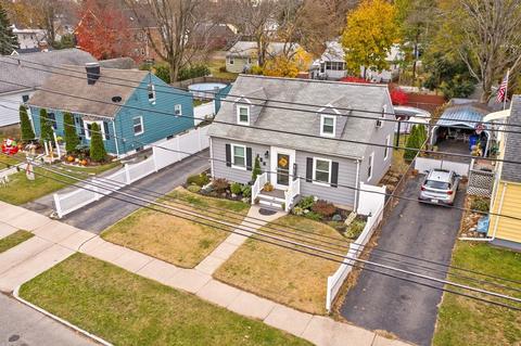 156 Windemere St, Springfield, MA 01104 photo 4