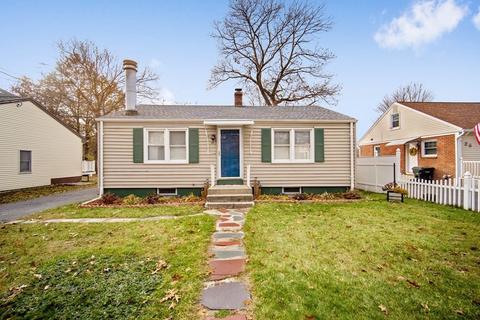 34 Lamont St, Springfield, MA 01119 photo 1