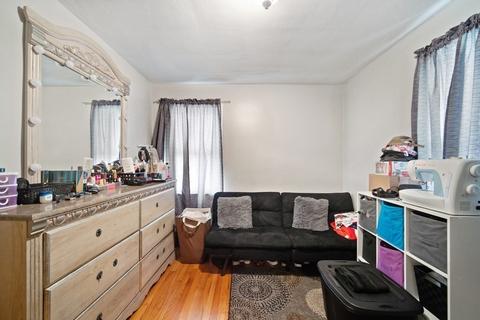 34 Lamont St, Springfield, MA 01119 photo 11