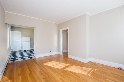 688 Common St, Walpole, MA 02081 photo 7