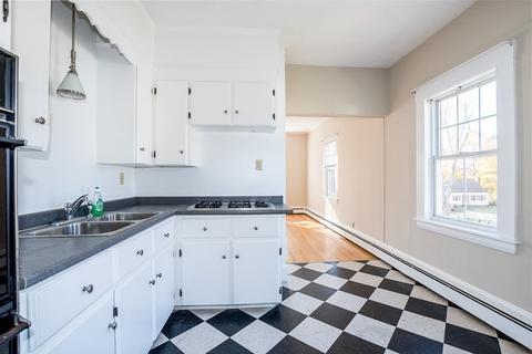 688 Common St, Walpole, MA 02081 photo 8