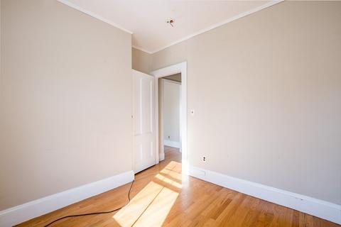 688 Common St, Walpole, MA 02081 photo 13
