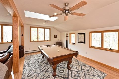 241 North St, Upton, MA 01568 photo 7