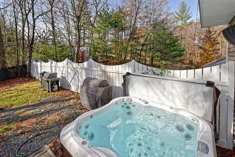 241 North St, Upton, MA 01568 photo 35