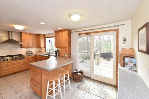 241 North St, Upton, MA 01568 photo 17