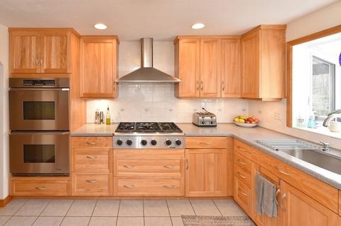 241 North St, Upton, MA 01568 photo 15