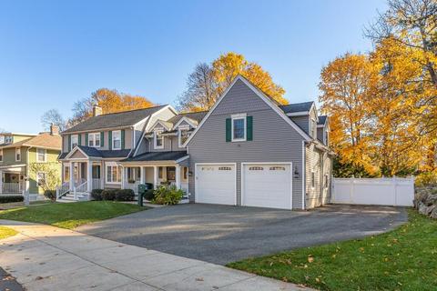32 Eustis Ave, Wakefield, MA 01880 photo 2