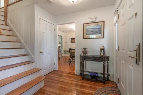 32 Eustis Ave, Wakefield, MA 01880 photo 6