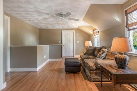 32 Eustis Ave, Wakefield, MA 01880 photo 24