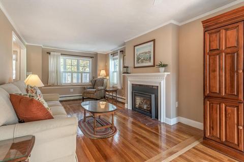 32 Eustis Ave, Wakefield, MA 01880 photo 9