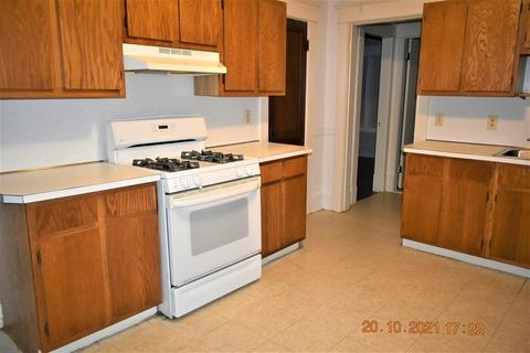 49 Rittenhouse Ter, Springfield, MA 01108 photo 10