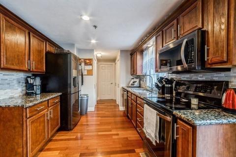 1 Eddy St #C, Webster, MA 01570 photo 1